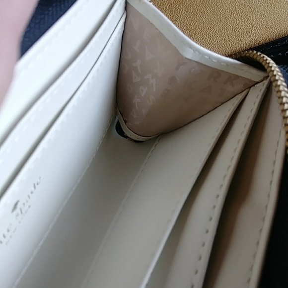 Kate Spade patent leather wristlet wallet - Picture 11 of 15